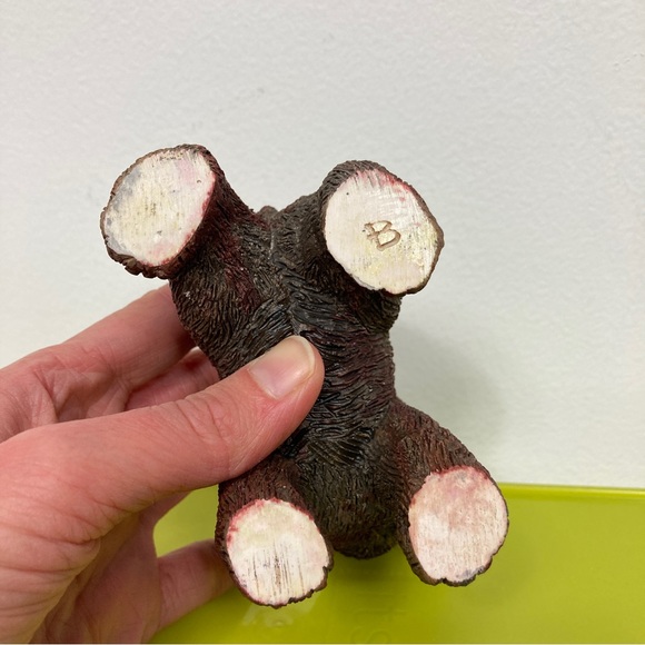 Ceramic Brown Grizzly Bear Figurine - Picture 6 of 7